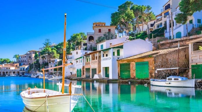 10 Most Beautiful Islands in Europe MostBeautifulIslandsinEurope