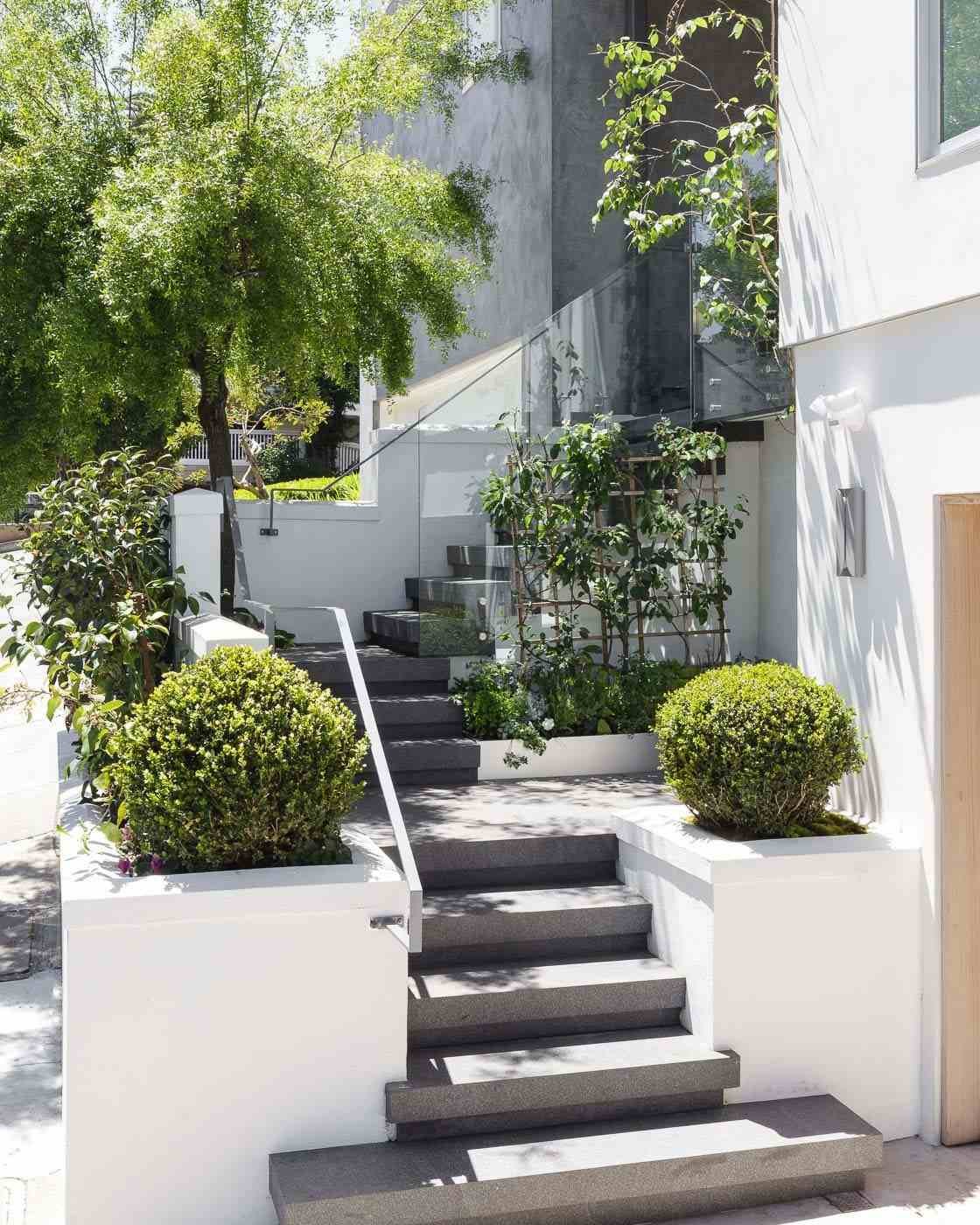 20 Modern Stairs Design Outdoor - WowInteriorIdeas