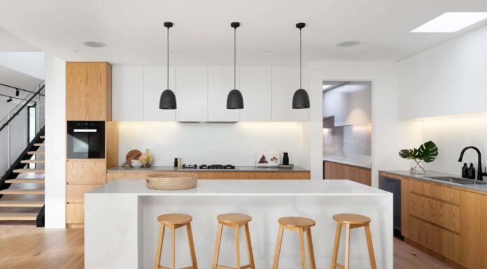 10 Breakfast Counter Styles for Open-Concept Kitchens