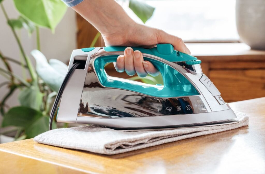 How to Remove Water Rings from Wood