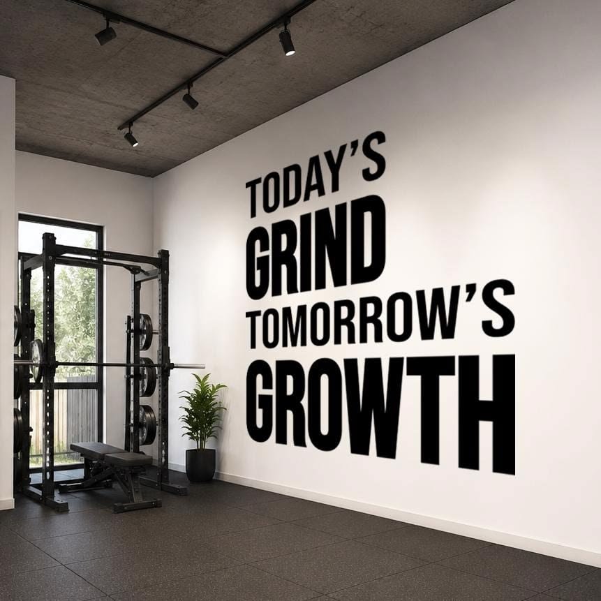 Motivational wall art and décor ideas for a modern gym